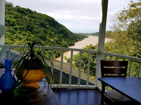  Royston Hall Guesthouse  Умтeнтвeни